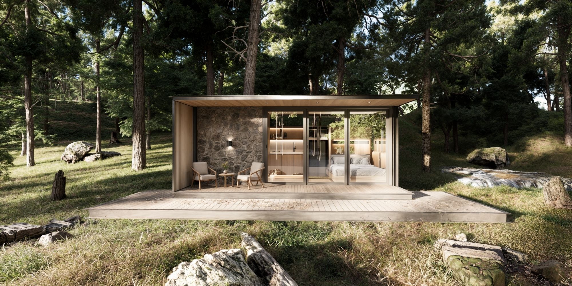 Vista exterior de una casa modular Zen Home en medio del bosque con fachada de piedra, terraza de madera y diseño minimalista.